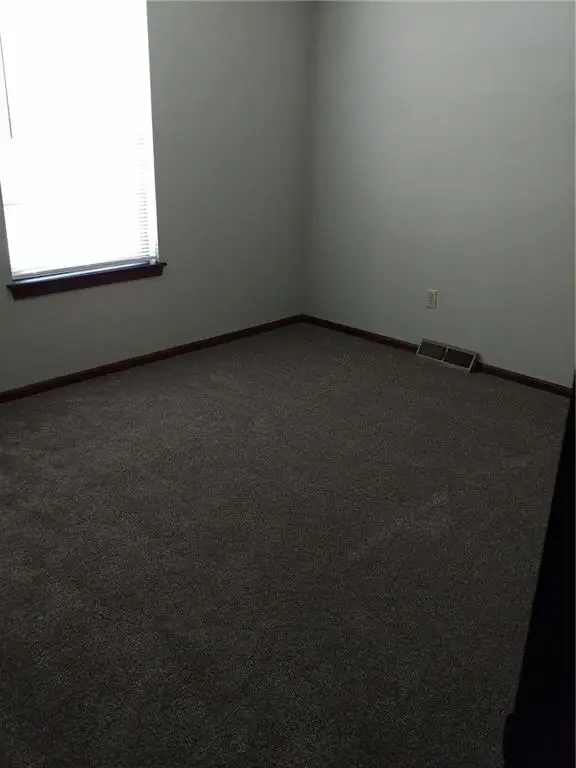 7423 & 7425 Englewood Lane, Raytown, MO 64133 - #3