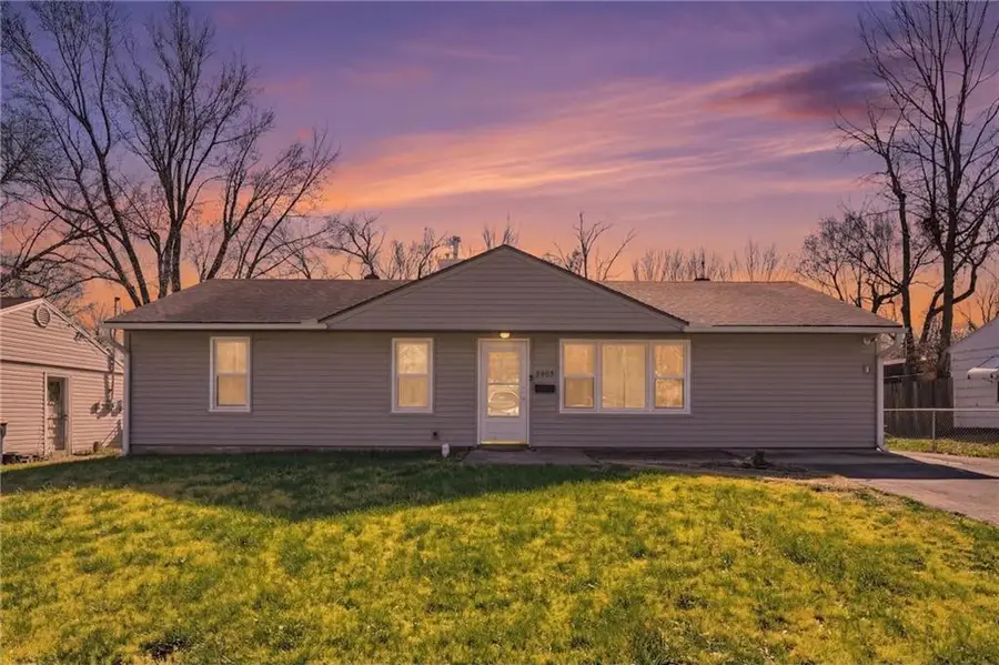 8403 E 111th Terrace, Kansas City, MO 64134 - #3