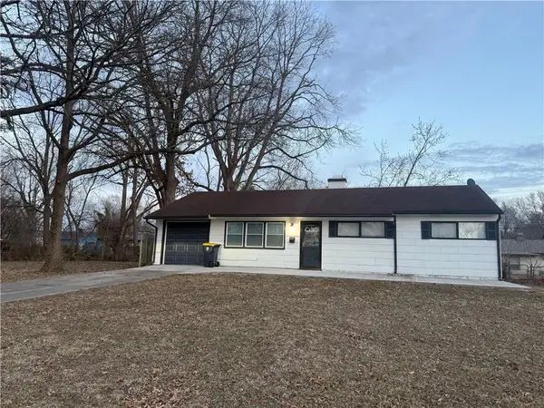 11415 Richmond Avenue, Kansas City, MO 64134