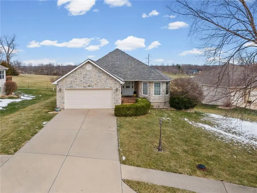 202 Prairie Rose Circle, Smithville, MO 64089 - #3
