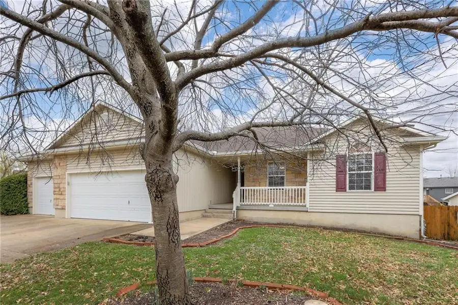 1105 Creekside Court, Raymore, MO 64083 - #3