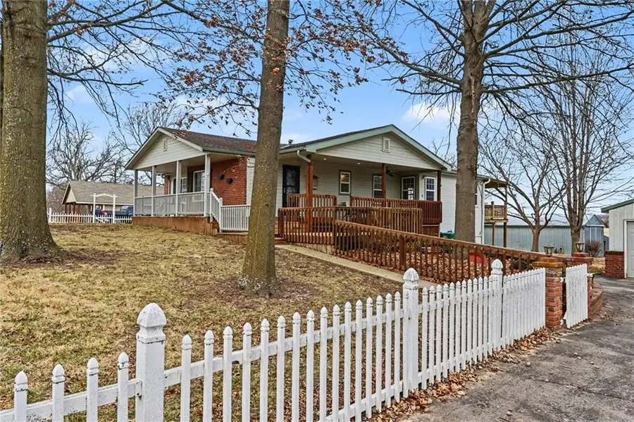 1492 SW Hook Road, Lees Summit, MO 64082 - #3