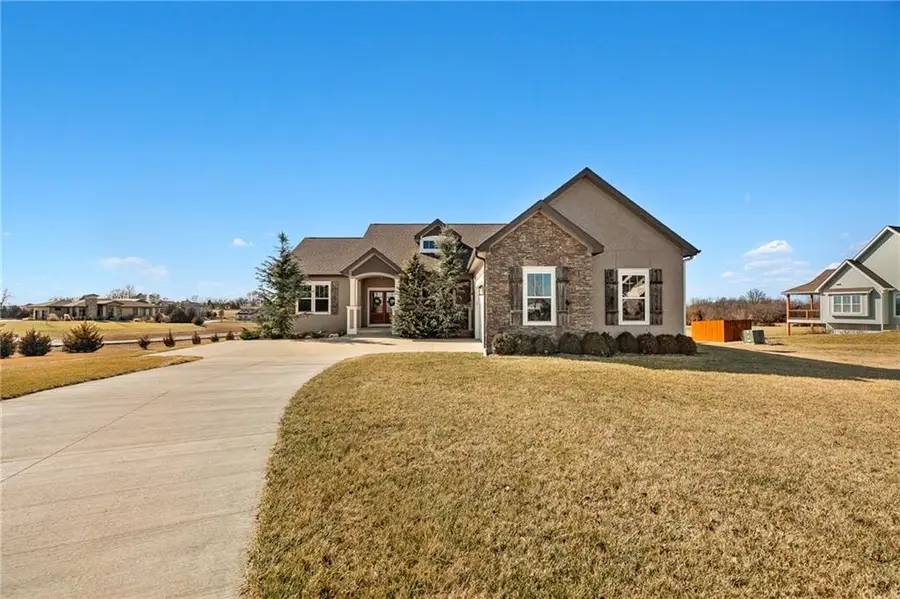 12706 Ashley Court, Lawrence, KS 66044 - #2