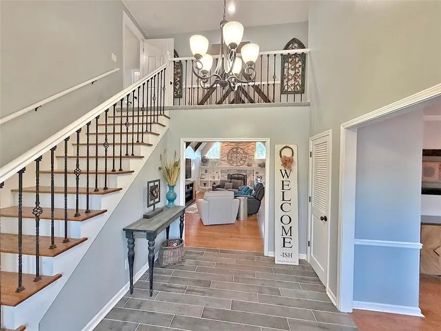 613 E 108th Street, Kansas City, MO 64131 - #3