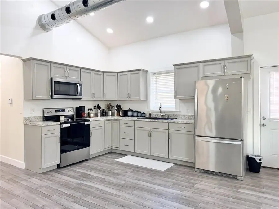 1740 Oklahoma Avenue, Trenton, MO 64683 - #3