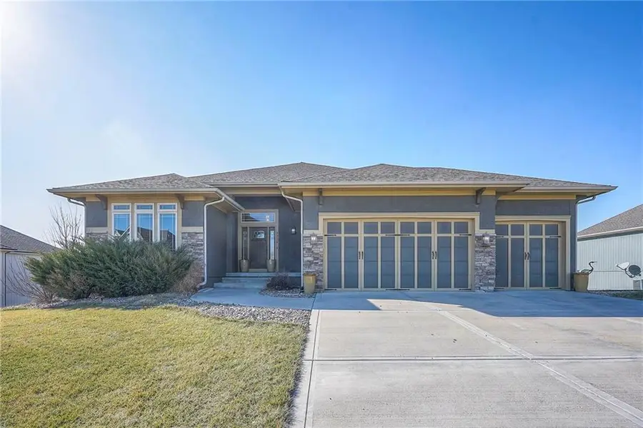 4328 SE Trotter Drive, Lees Summit, MO 64082 - #2