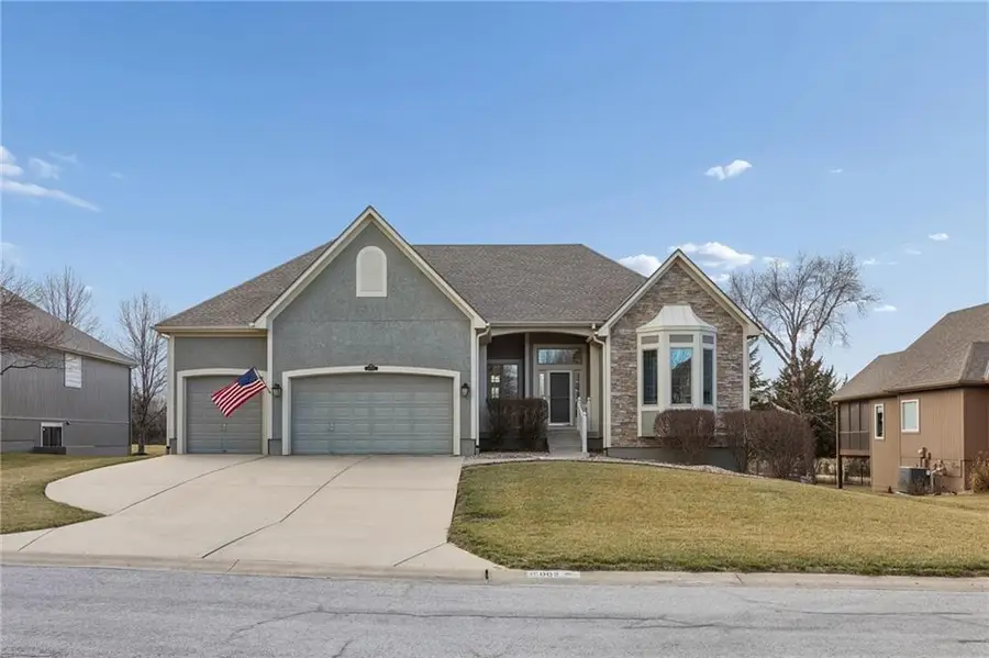 15002 S Glen Eyrie Street, Olathe, KS 66061 - #3