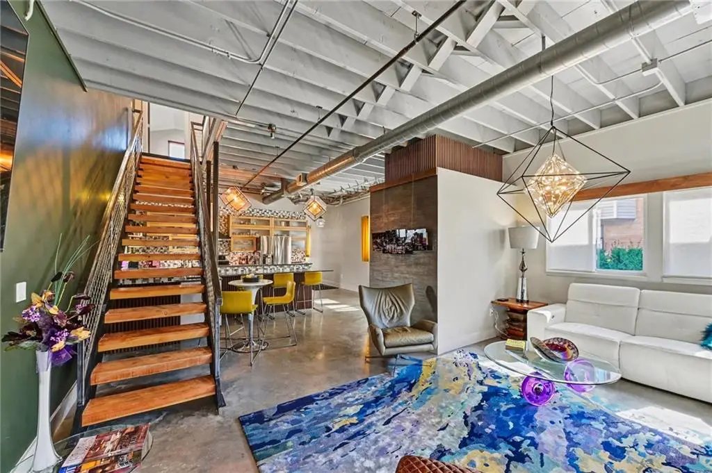 3763 Washington Street, Kansas City, MO 64111 - #1