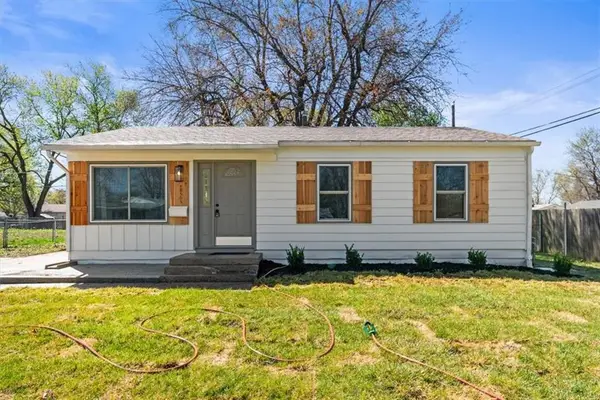 18505 E 5th Street N, Independence, MO 64056