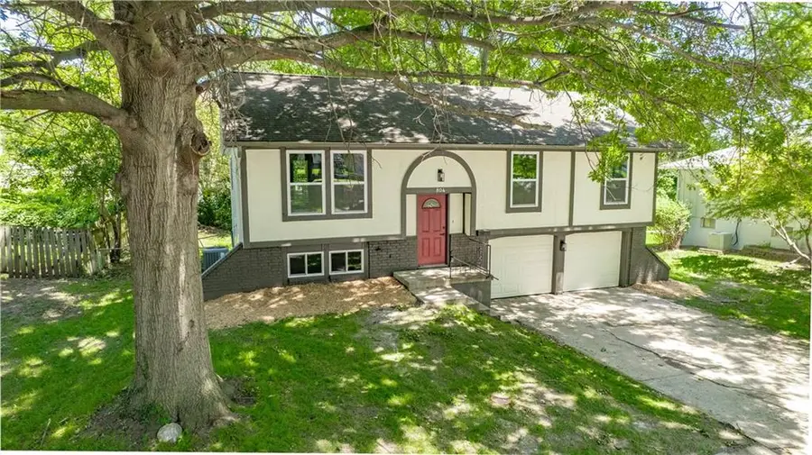 804 NW North Summit Circle, Blue Springs, MO 64015 - #2