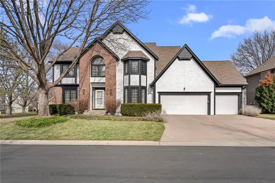 5212 W 129 Street, Leawood, KS 66209 - #2