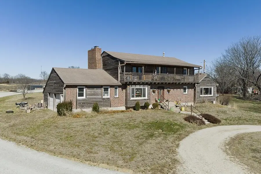 20426 Woodend Road, Linwood, KS 66052 - #2