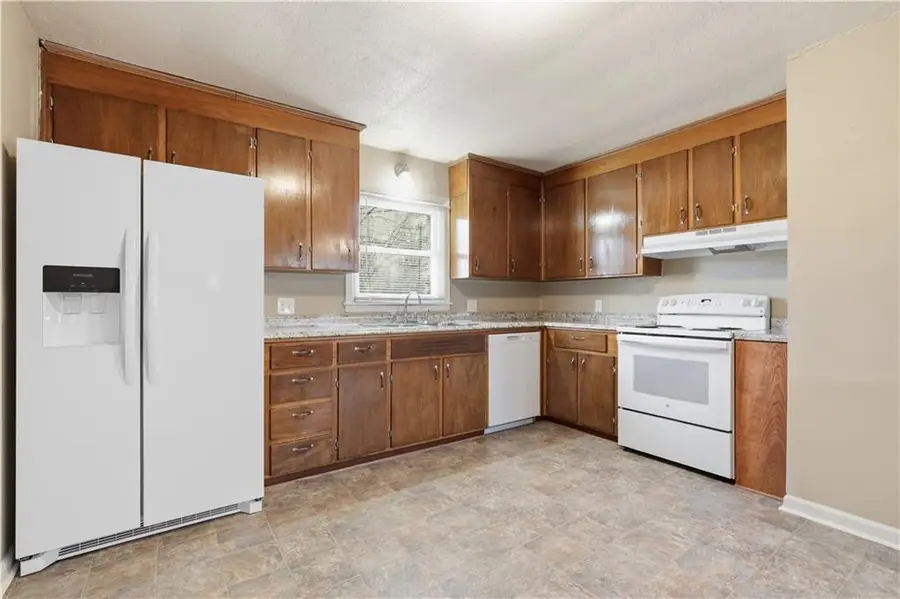 10816 E 66th Terrace, Raytown, MO 64133 - #3