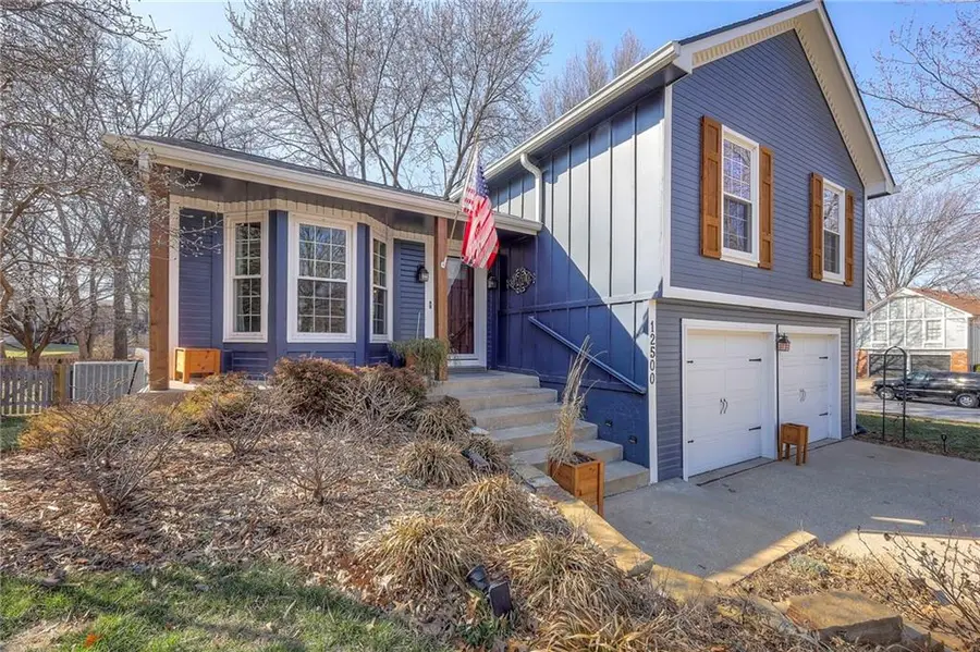 12500 S Cottonwood Drive, Olathe, KS 66062 - #3