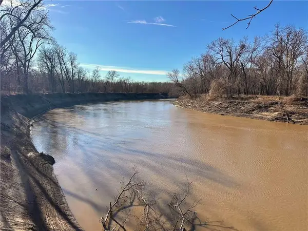 000 Old River Road, Rockville, MO 64780