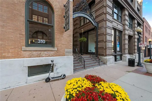 308 W 8th Street #401, Kansas City, MO 64105