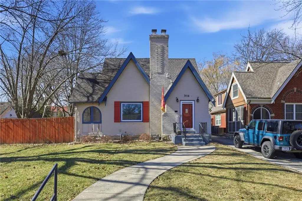 7416 Walnut Street, Kansas City, MO 64114 - #1