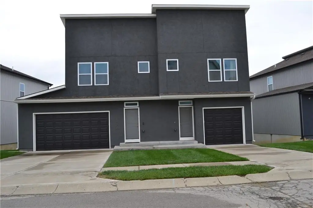 1205 NW 77th Street, Kansas City, MO 64118 - #1
