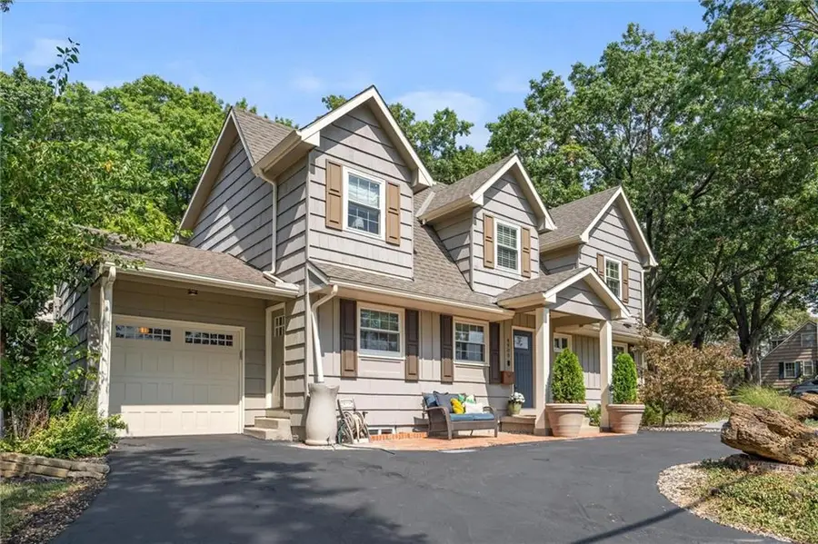 4900 W 79th Street, Prairie Village, KS 66208 - #3