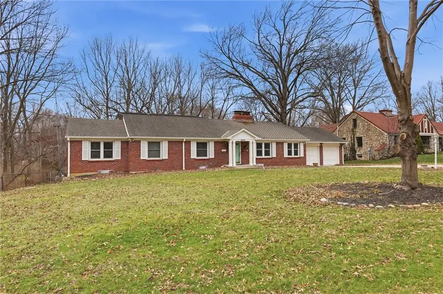 9622 Sagamore Road, Leawood, KS 66206 - #2