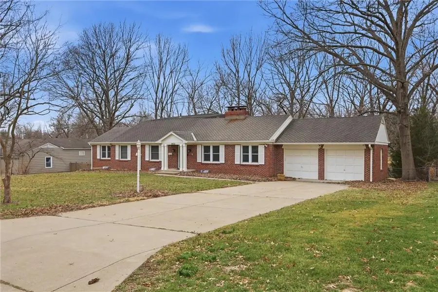 9622 Sagamore Road, Leawood, KS 66206 - #3