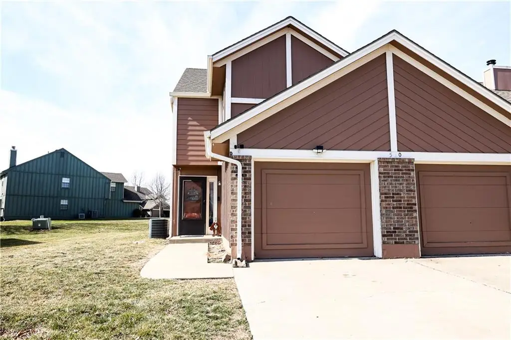 520 NE Knox Street #D, Blue Springs, MO 64014 - #1