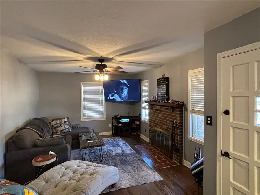 7607 W 66th Terrace, Overland Park, KS 66202 - #3