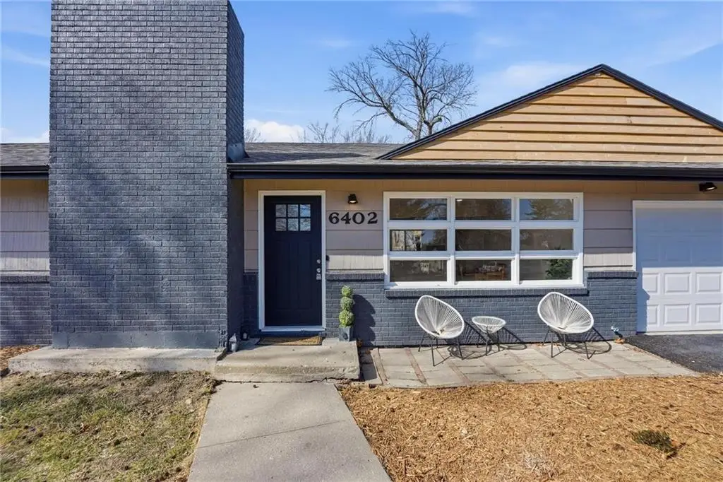 6402 N Forest Avenue, Oakview, MO 64118 - #1