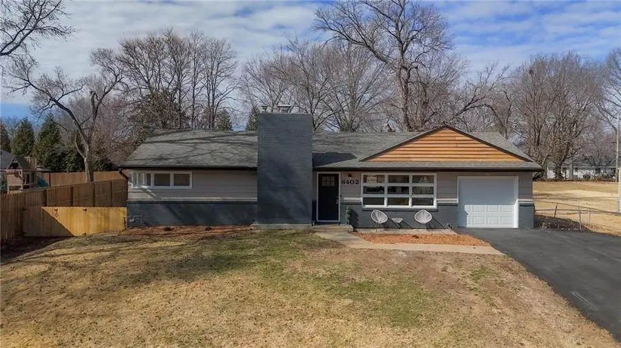 6402 N Forest Avenue, Oakview, MO 64118 - #3