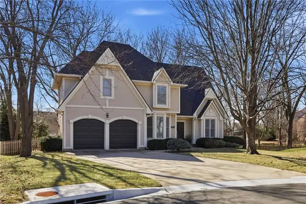 11512 Noland Street, Overland Park, KS 66210