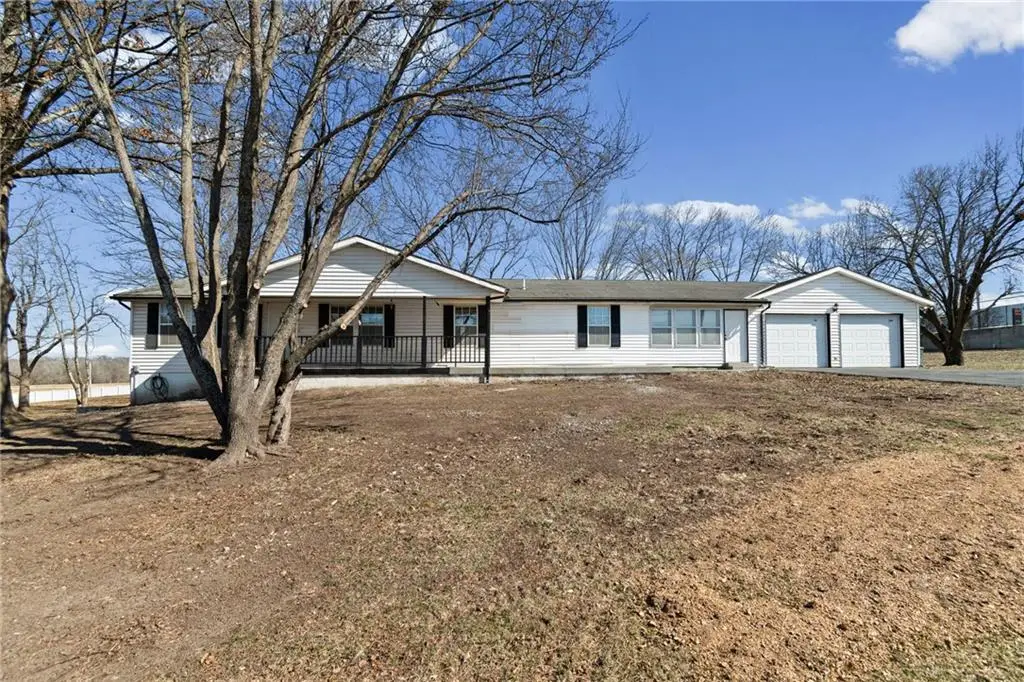 700 Harr Grove Road, Peculiar, MO 64078 - #1