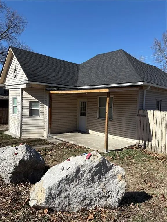 805 Mason Avenue, Saint Joseph, MO 64504 - #3