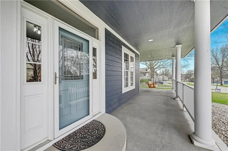 207 Saponi Lane, Lake Winnebago, MO 64034 - #2