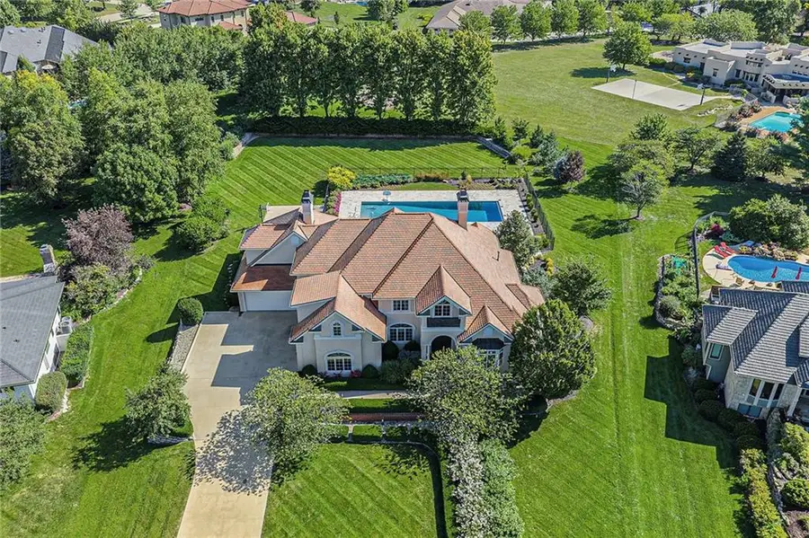 1727 Lake Alvamar Drive, Lawrence, KS 66047 - #3