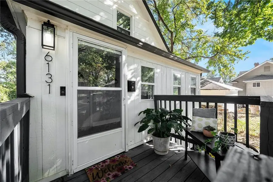 6131 Tracy Avenue, Kansas City, MO 64110 - #2
