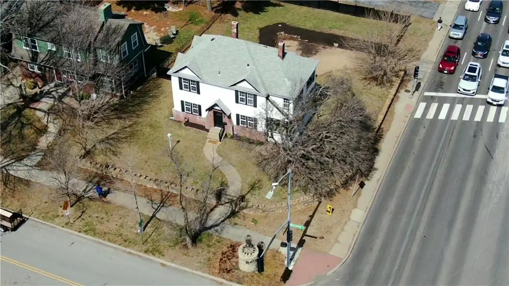 800 Valentine Road, Kansas City, MO 64111 - #1