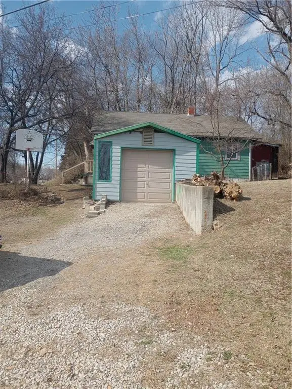 8840 E Wilson Road, Independence, MO 64053 - #3