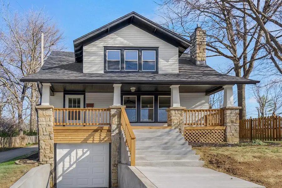 730 W College Street, Liberty, MO 64068 - #2