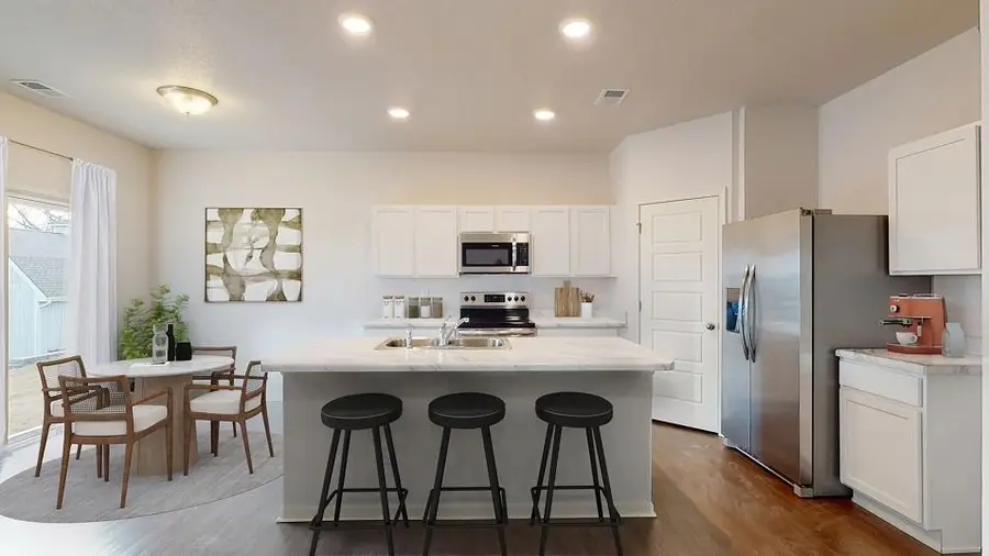 433 Rock Creek Drive, Tonganoxie, KS 66086 - #2