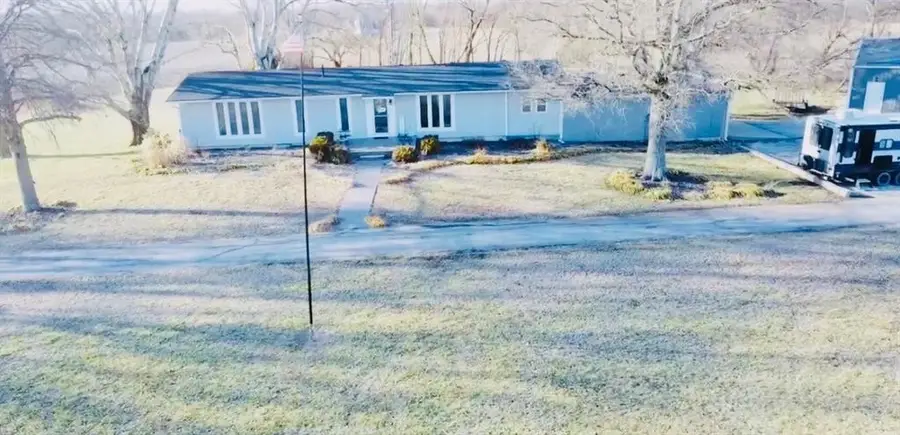 22554 Robertson Road, Lacygne, KS 66040 - #2