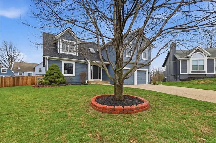 16720 W 155th Terrace, Olathe, KS 66062 - #2