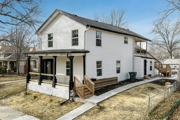 614 Chestnut Street, Leavenworth, KS 66048