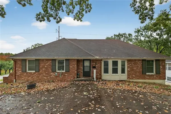 6761 N Woodland Avenue, Kansas City, MO 64118