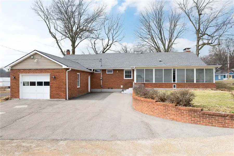 301 N 5th Street, Savannah, MO 64485 - #3