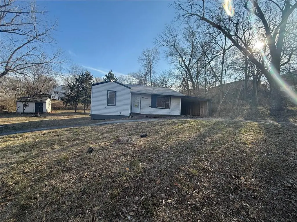 6721 NE 52nd Street, Kansas City, MO 64119 - #1
