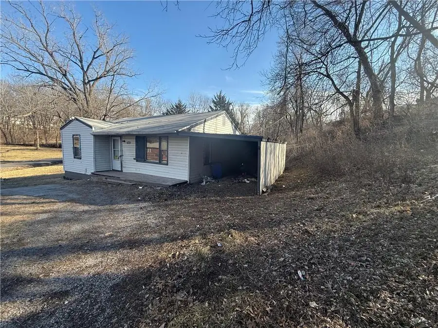 6721 NE 52nd Street, Kansas City, MO 64119 - #3