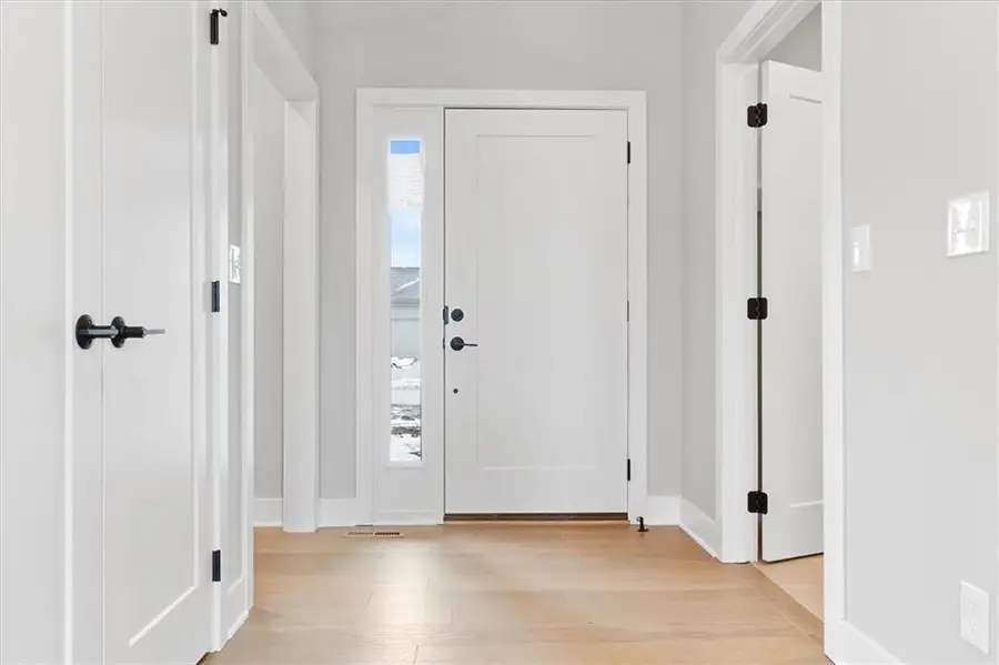 24980 W 94th Place, Lenexa, KS 66227 - #2