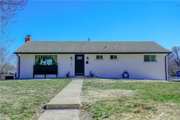 5401 N Mersington Avenue, Kansas City, MO 64119