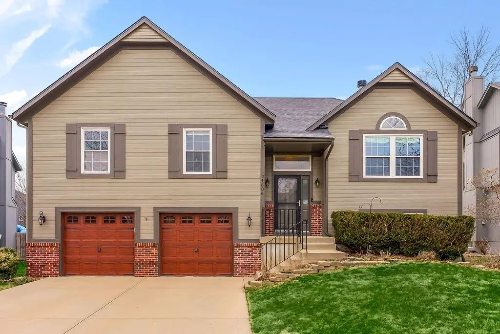 21606 W 57th Terrace, Shawnee, KS 66218 - #1