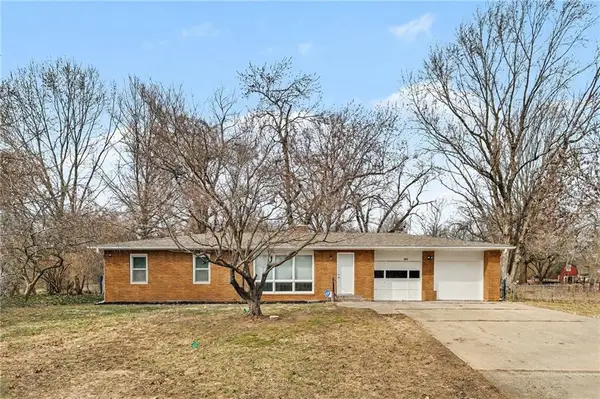 504 S Hunter Street, Independence, MO 64050